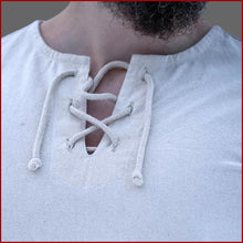 Lade das Bild in den Galerie-Viewer, Mittelalter Hemd mit Schnürung am Hals - natur