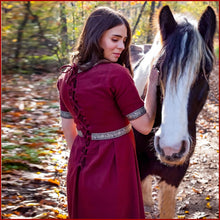 Lade das Bild in den Galerie-Viewer, Mittelalterkleid kurzarm mit Rückenschnürung
