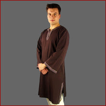 Lade das Bild in den Galerie-Viewer, Wikinger Tunika Herren braun kaufen
