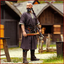 Lade das Bild in den Galerie-Viewer, Kurzarm Tunika für Wikinger mit Stickerei - braun