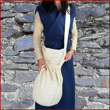 Lade das Bild in den Galerie-Viewer, Mittelalter UMHÄNGEBEUTEL - Baumwolle - naturfarben - Leonardo Carbone
