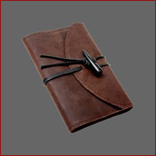 Lade das Bild in den Galerie-Viewer, BUCHHÜLLE aus LEDER mit NOTIZBUCH - braun - klein - Mittelalter LARP