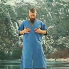 Laden und Abspielen von Videos im Galerie-Viewer, Tunika Herren lang - blau - VIDEO anschauen