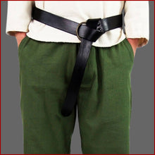 Lade das Bild in den Galerie-Viewer, Ringgürtel aus robustem Leder Schwarz Leonardo Carbone