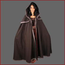 Lade das Bild in den Galerie-Viewer, Mittelalter UMHANG Damen große Kapuze Wolle BRAUN - Leonardo Carbone