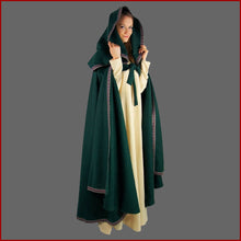 Lade das Bild in den Galerie-Viewer, Grüner Wollumhang für Damen in TOP Qualität