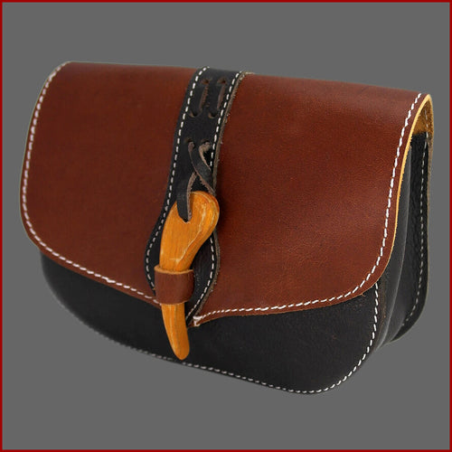 Mittelalterliche Leder GÜRTELTASCHE Holzverschluss - Leonardo Carbone